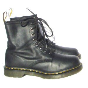 Dr. Martens 1460 W Women's Black Smooth Leather Ankle Boots Women's size 9